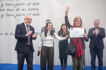 El Cabildo homenajea a varios teldenses en su brindis navideño (Foto TA)